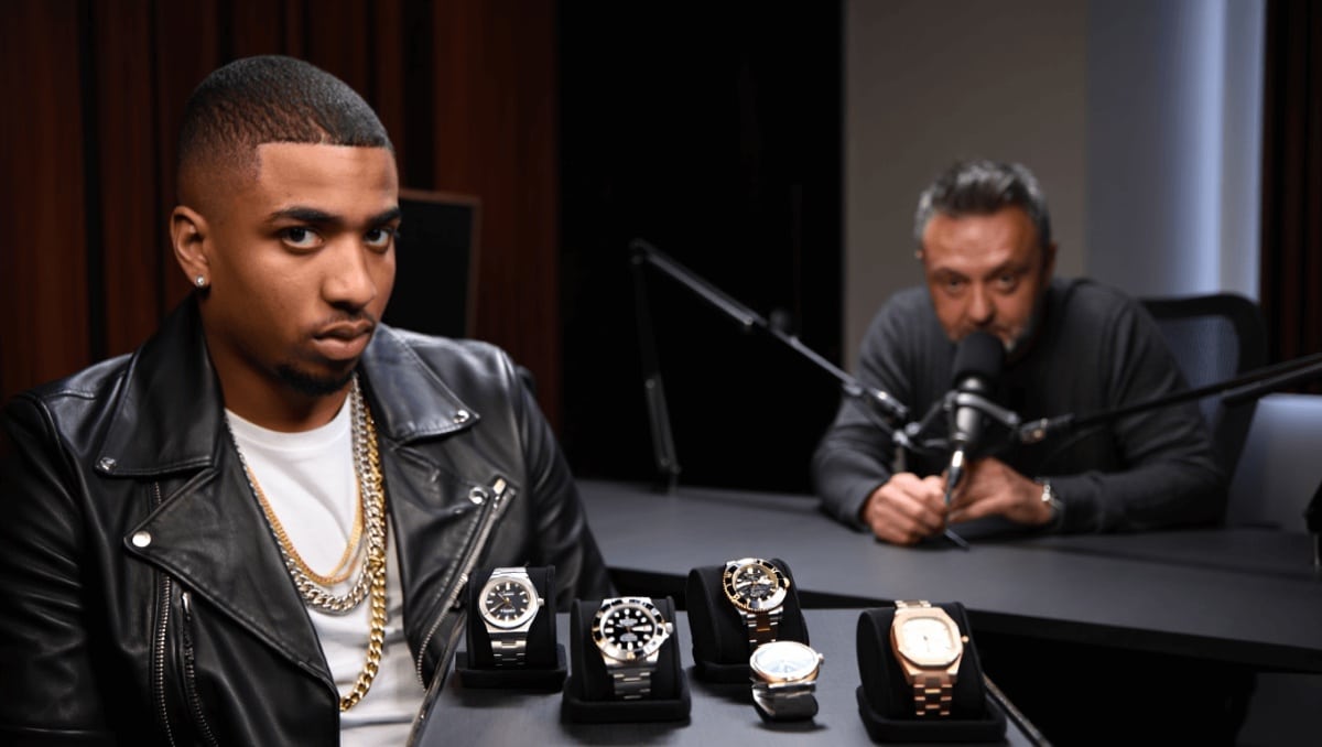 Emis Killa e il business degli orologi: "Rivenduti anche a 350 mila euro, ma c’è il rischio blacklist. A Milano non li indosso: ti zappano il polso"