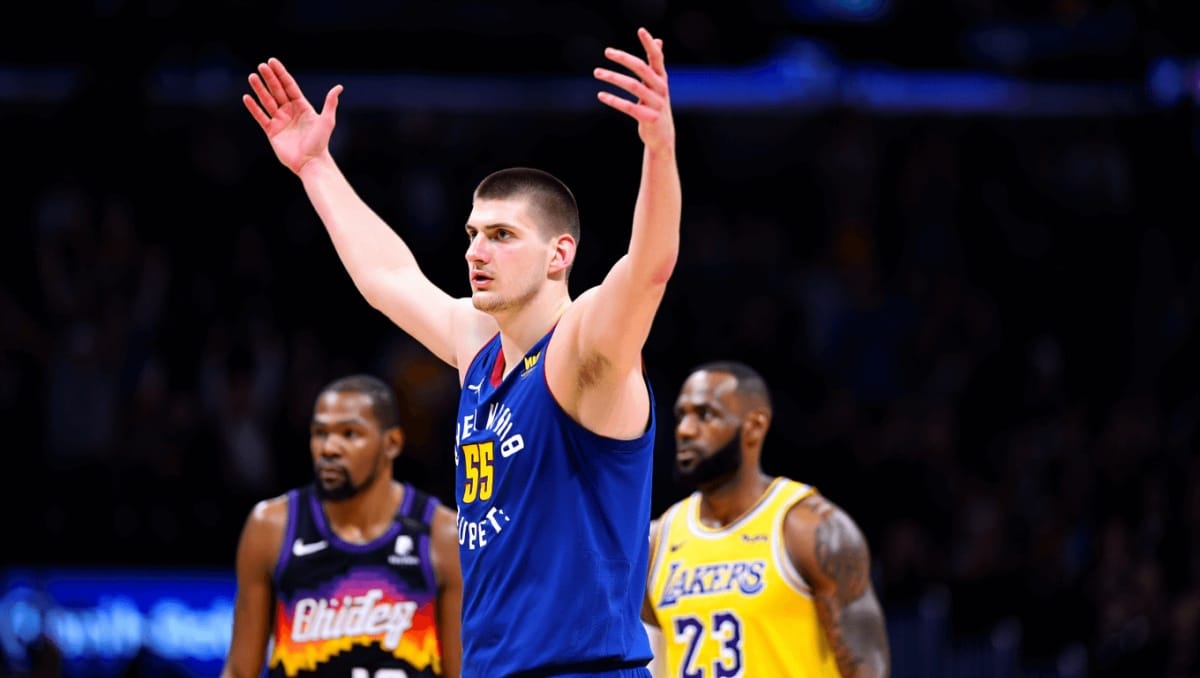 Jokic stellare: 56 punti e Denver piega Minnesota. Durant domina la sfida con LeBron