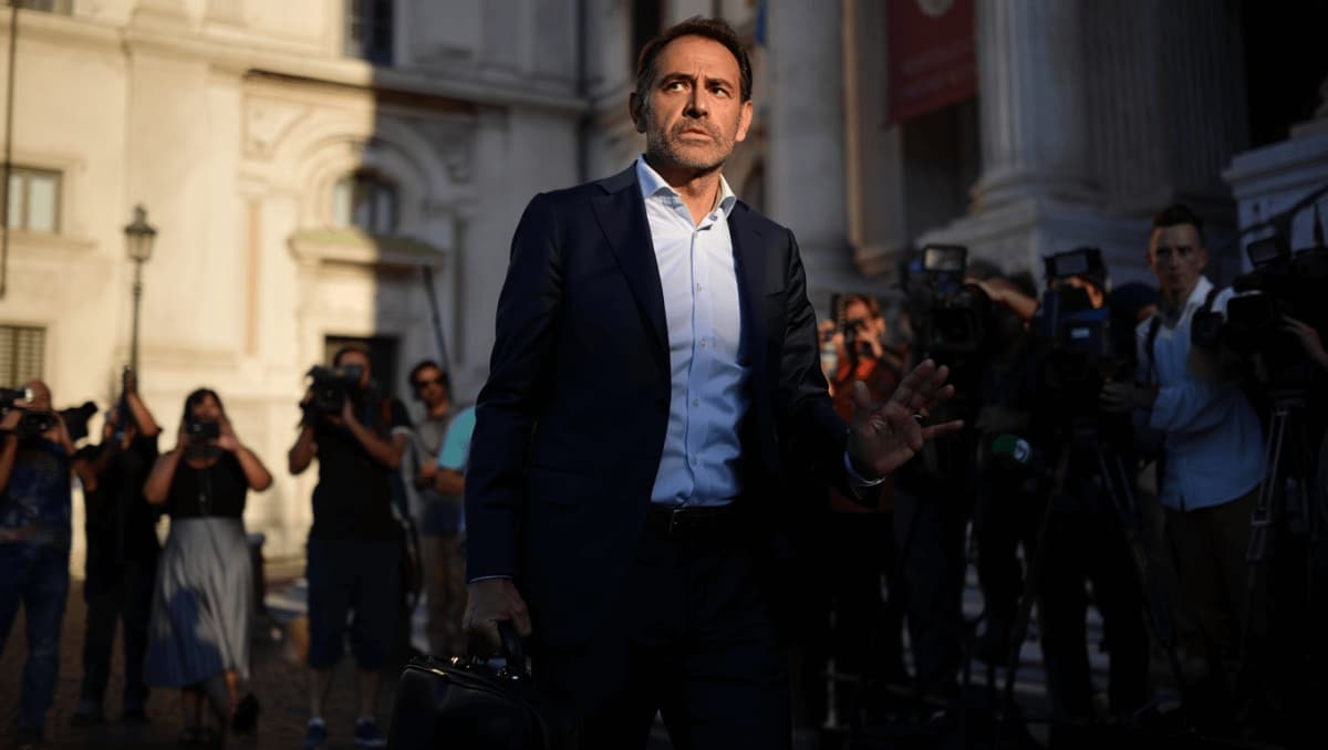 Si dimette il portavoce di Giuli per i comunicati a sostegno di Cirielli