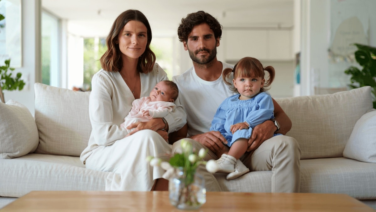 Andrea D'Alessio e la tenera foto con la sorellina Beatrice, figlia di Anna Tatangelo e Giacomo Buttaroni