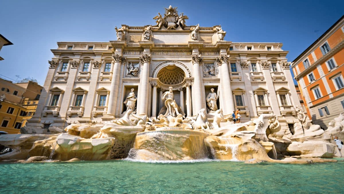 L'annuncio del sindaco di Roma: “Dal 1° febbraio la Fontana di Trevi sarà a pagamento per i turisti”