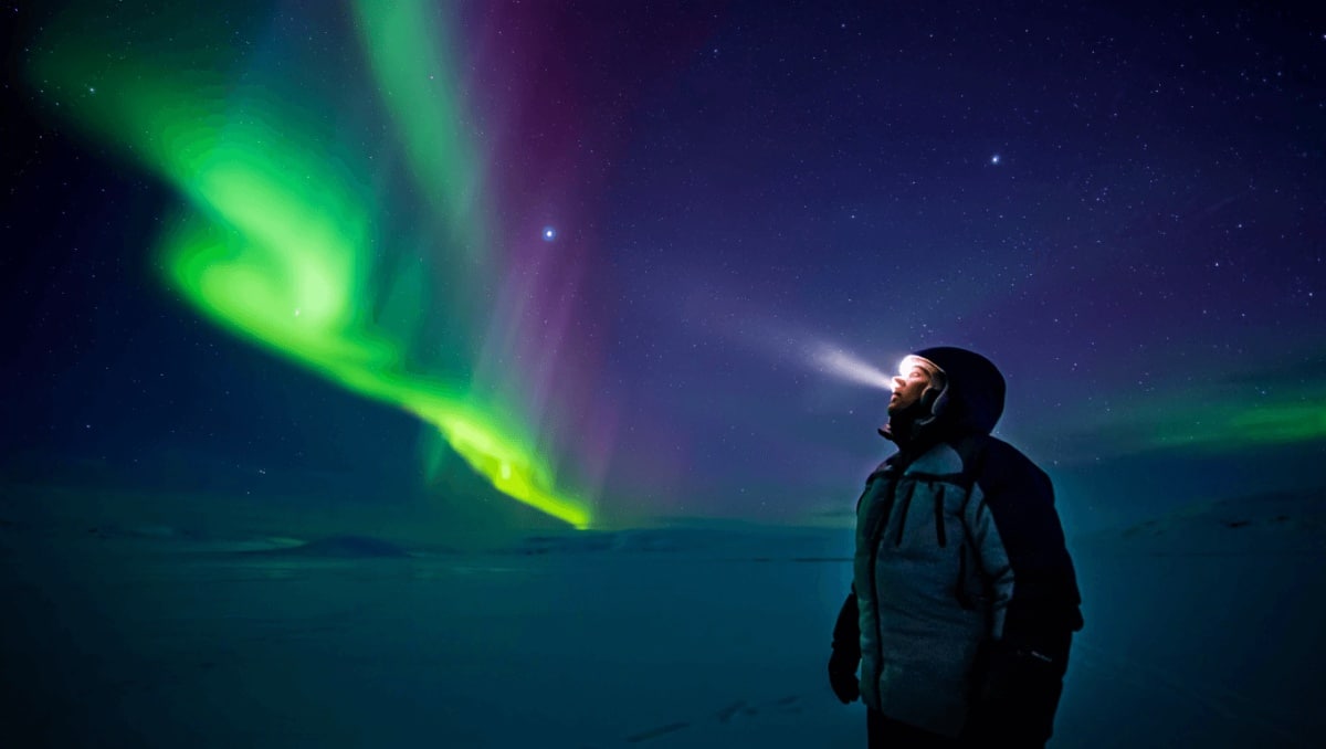 Il cacciatore (italiano) di aurore boreali: «Non sono come le immaginiamo»