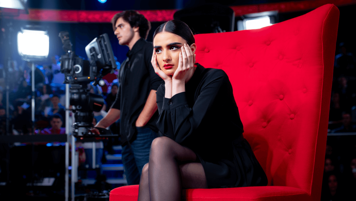 Uomini e donne, Sara esausta dei suoi corteggiatori: Ciro grande assente