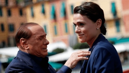 Pier Silvio Berlusconi parla di Silvia Toffanin (e si commuove): il discorso al compleanno, celebrato a Portofino