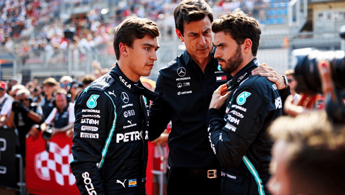 Mercedes, Wolff avverte Antonelli e Russell: "Liberi di lottare ma prima viene il team"
