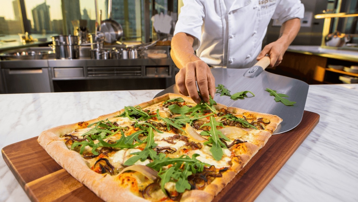 Come cambia la pizza in teglia di Gabriele Bonci per arrivare a Dubai